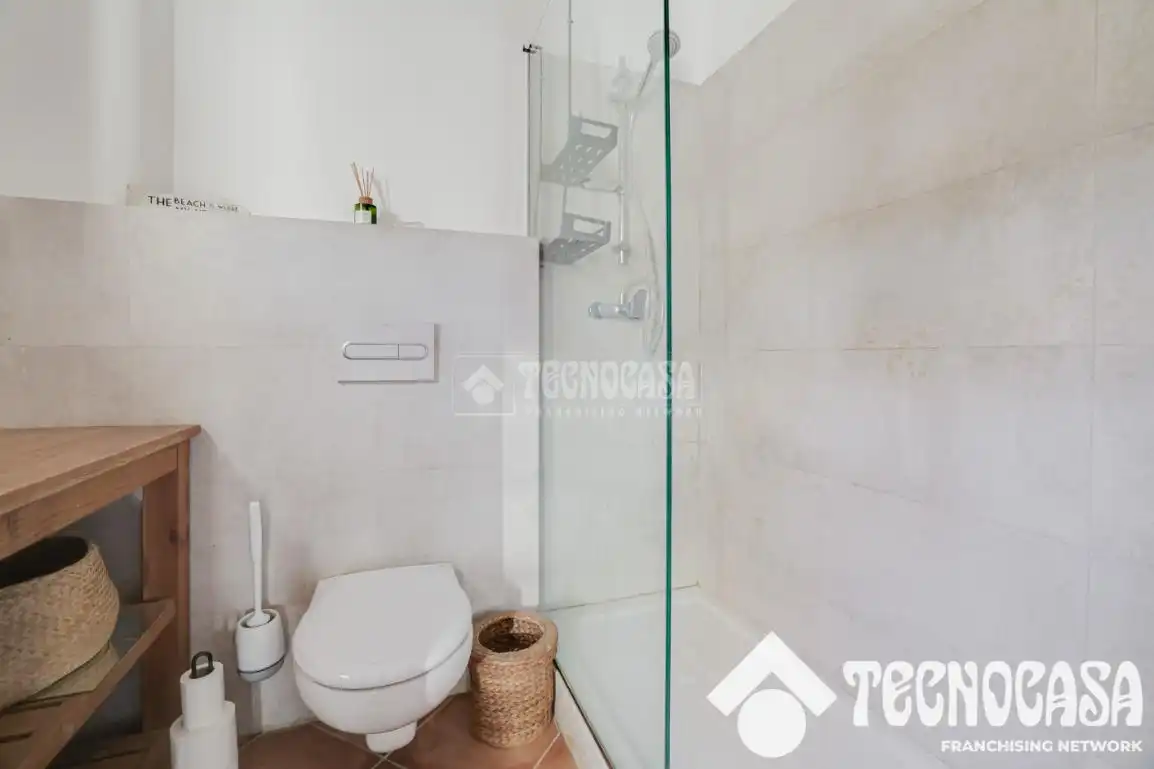 Bany de Pis en venda en Barcelona amb Aire condicionat i Balcó