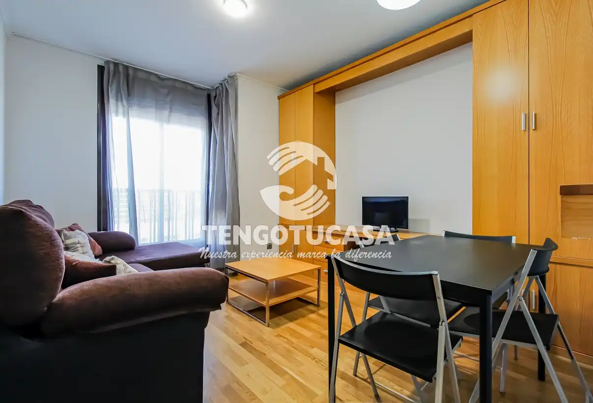 Piso en venta en Calle de Belfast, Rejas
