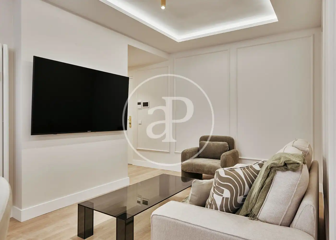 Living room of Flat for sale in Madrid  with Air Conditioner, Heating and Terrace