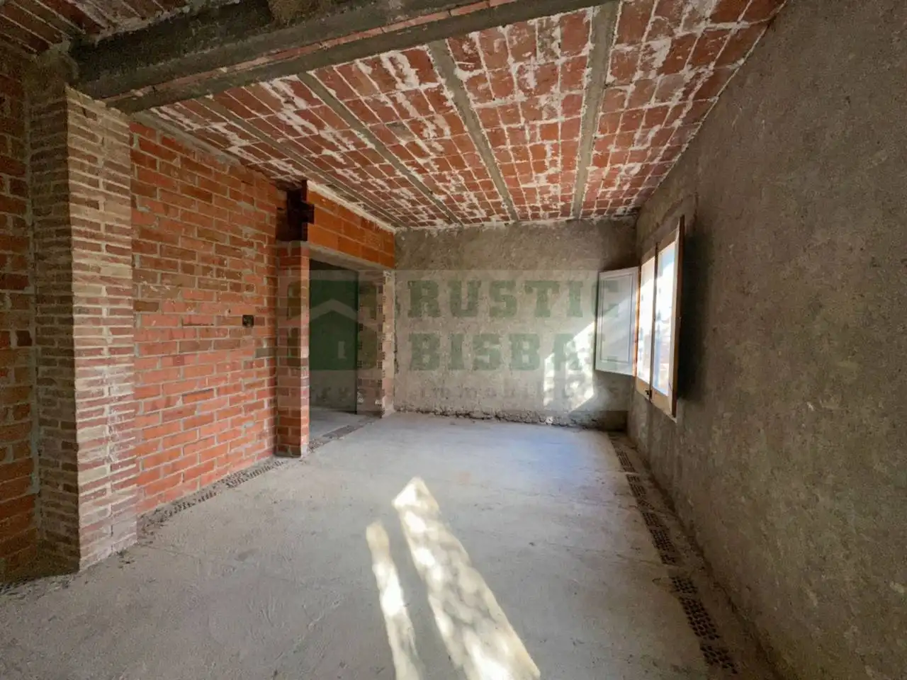 Finca rústica en venta en Bàscara con Jardín privado