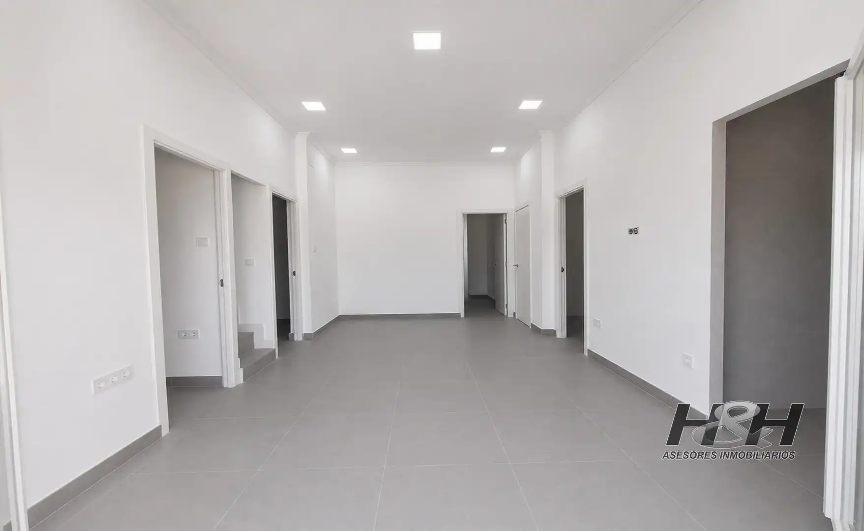 Ático de alquiler en Burjassot con Terraza, Trastero y Balcón