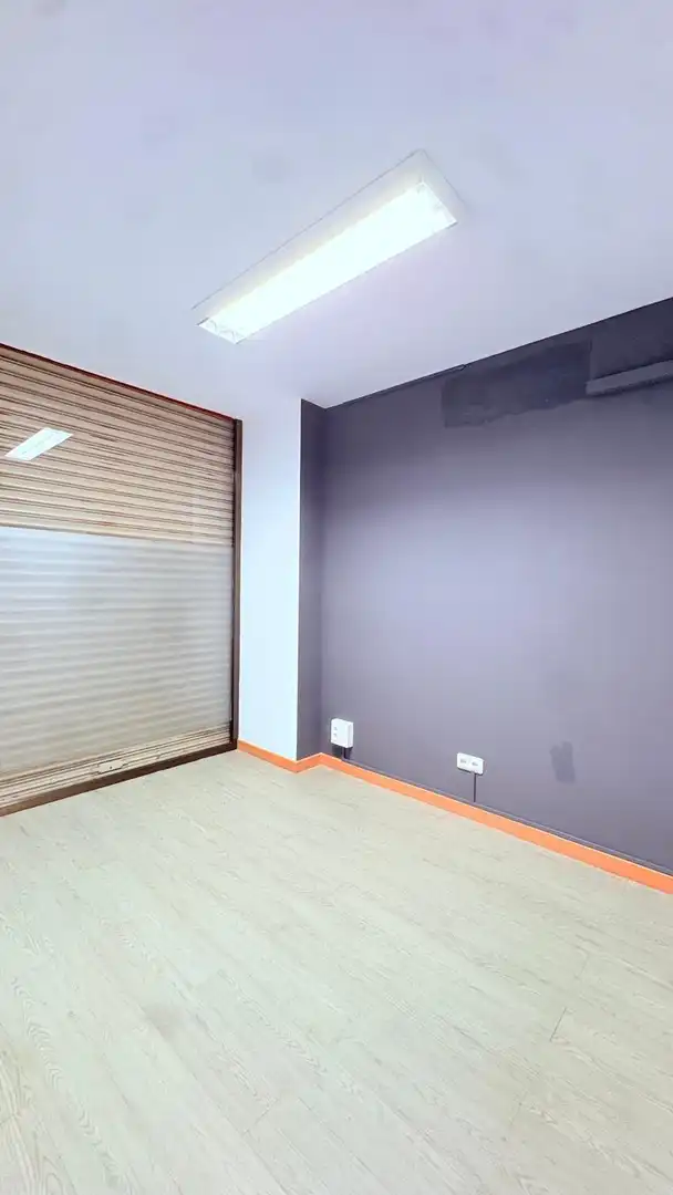 Local comercial de lloguer a Poble, imagen 7