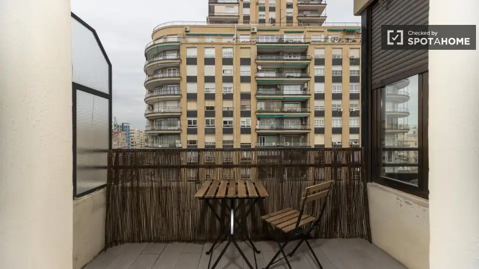 Terraza de Piso de alquiler en Valencia con Aire acondicionado, Calefacción y Amueblado