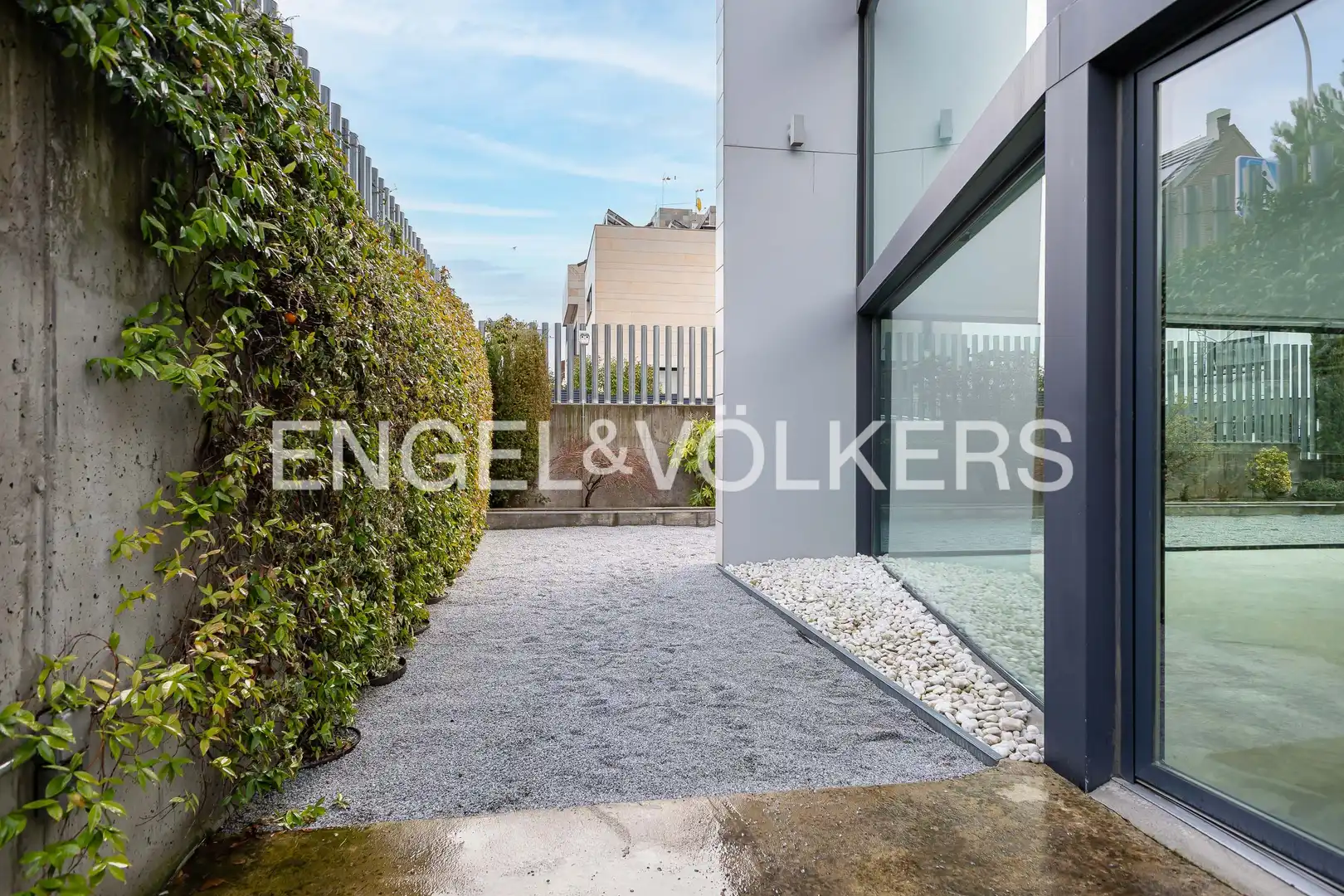 Terraza de Casa o chalet en venta en Madrid con Aire acondicionado, Calefacción y Jardín privado