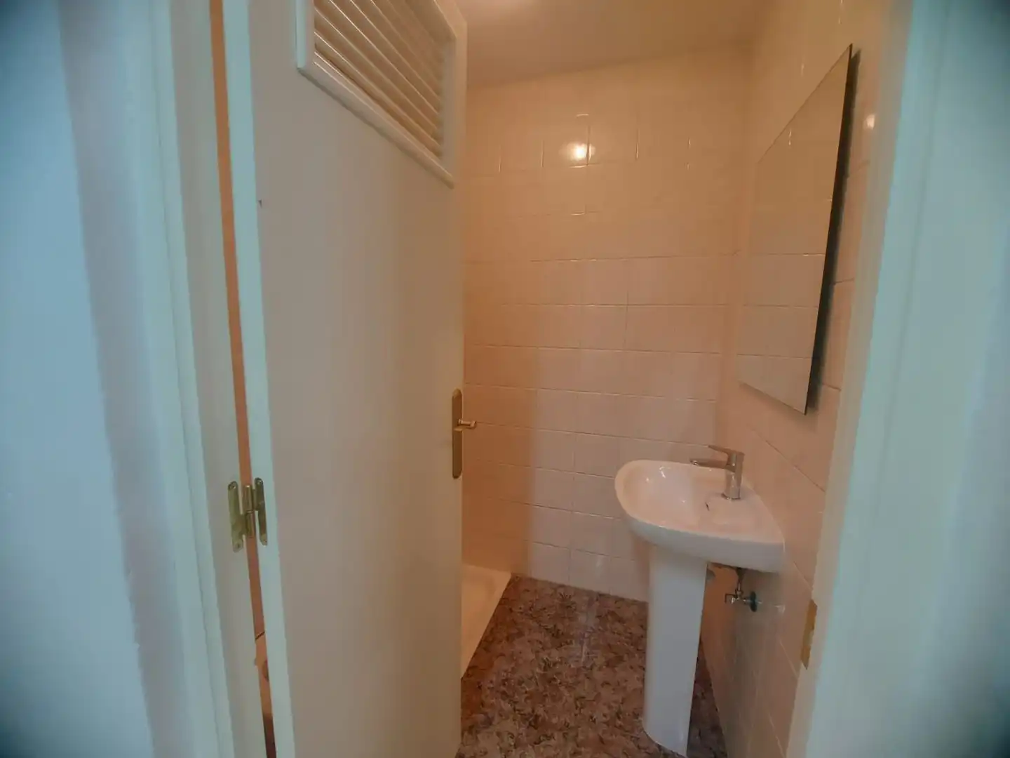 Bathroom of Buildings for sale in Orihuela