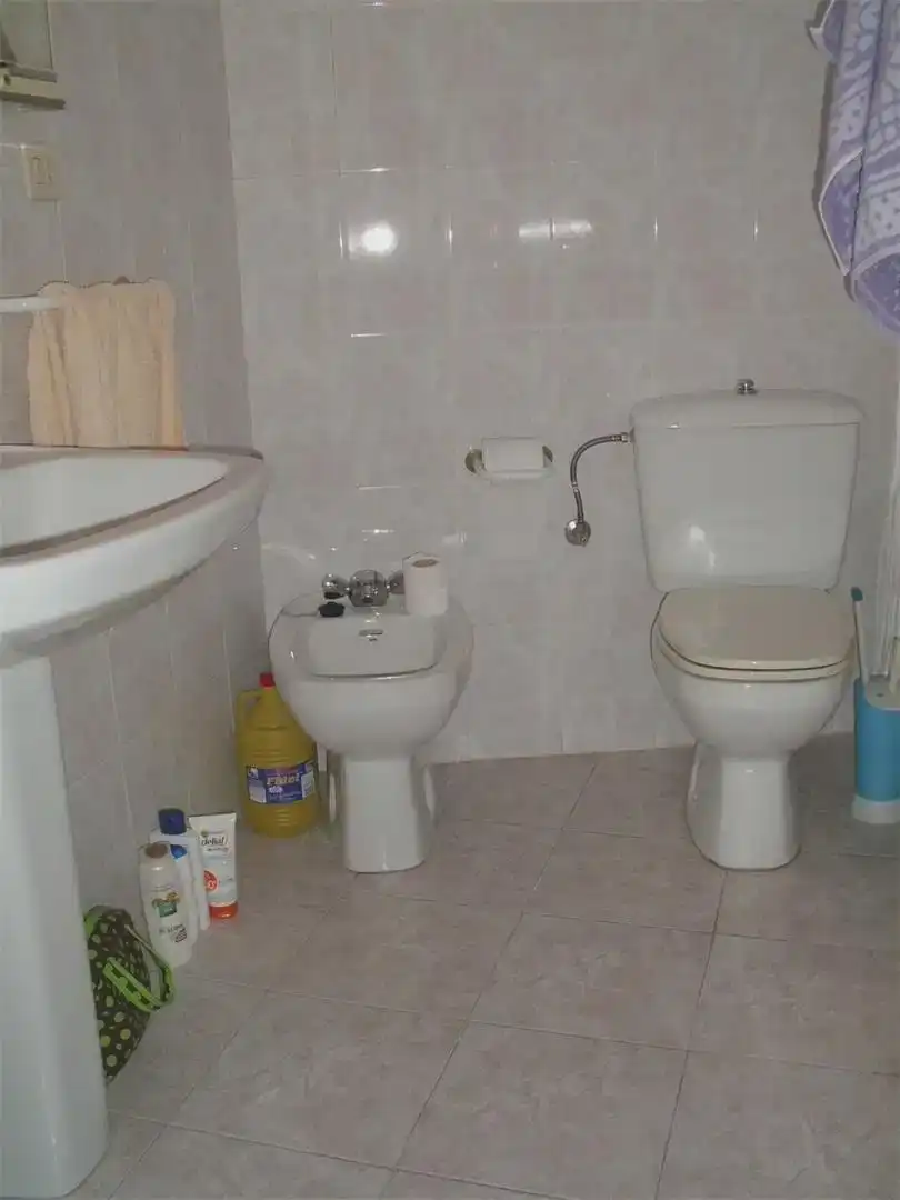 Baño de Casa adosada en venta en Albalá con Trastero, Horno y Lavadora