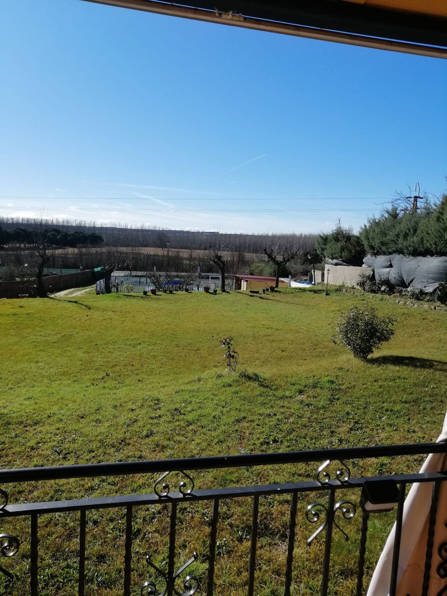 Finca rústica en venda a Almenara de Tormes