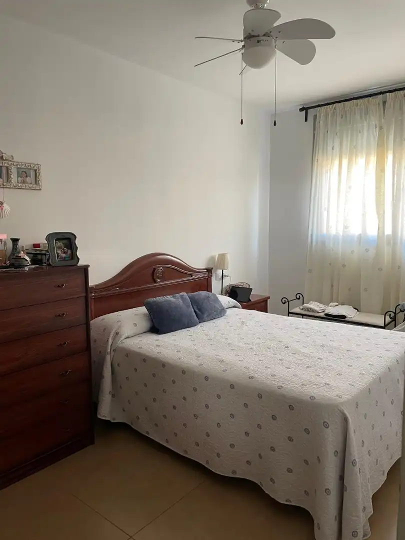 Bedroom of Flat for sale in Córdoba  with Air Conditioner, Heating and Furnished