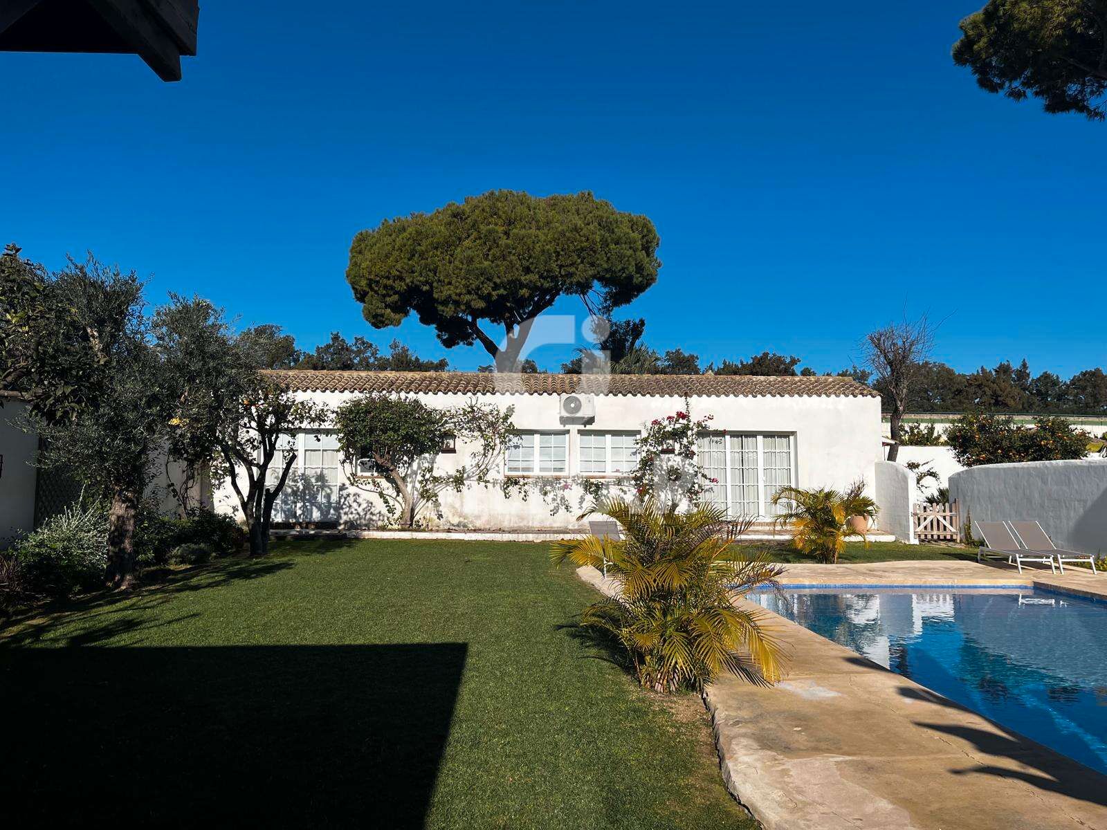 Jardí de Casa o xalet en venda en El Puerto de Santa María amb Calefacció, Jardí privat i Terrassa