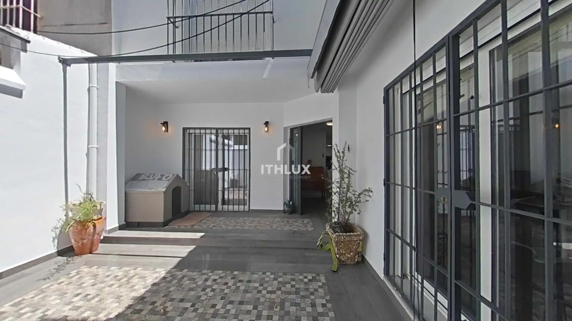Terrace of Detached homes for sale in Sevilla  with Air Conditioner, Terrace and Storage room