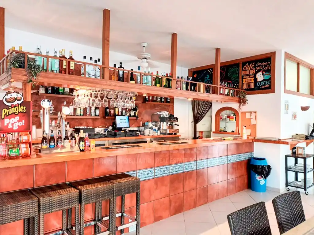 Local comercial en venda a Arenal d'en Castell, imagen 3