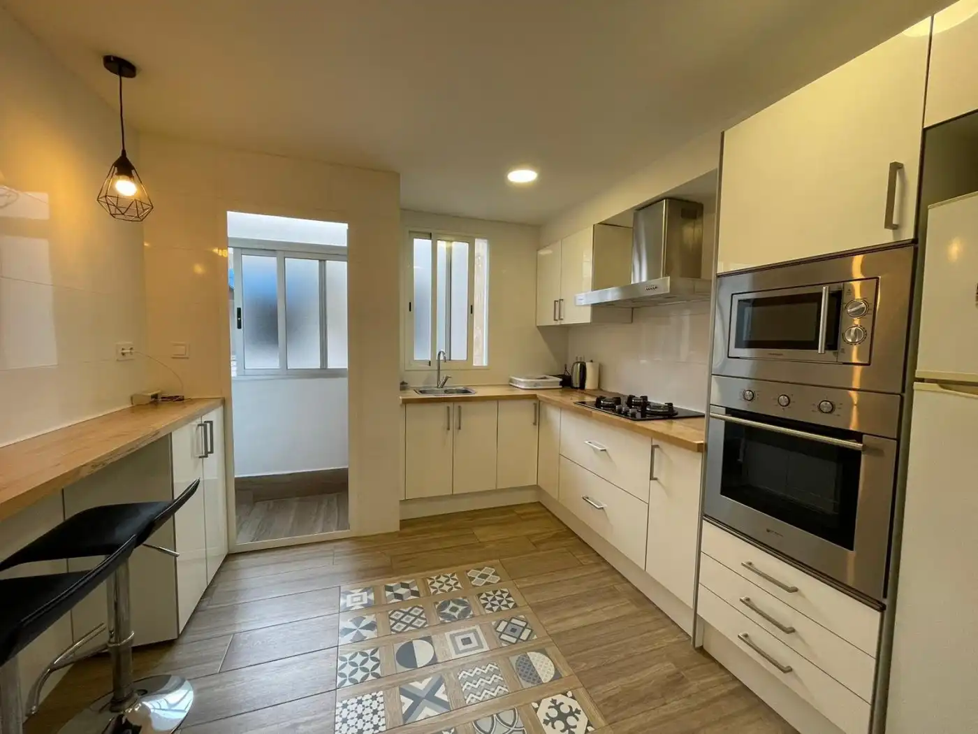 Flat for rent in Calle SANTA TERESA, La Constitución - Canaleta