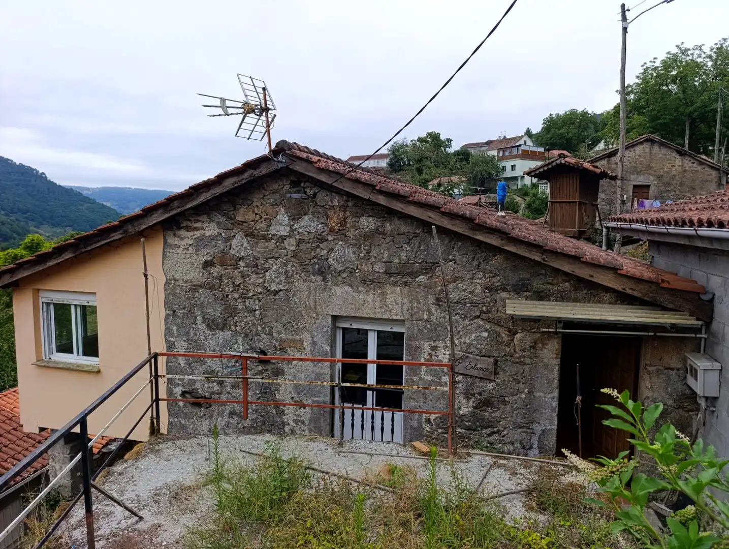 Casa en venta en Chantada