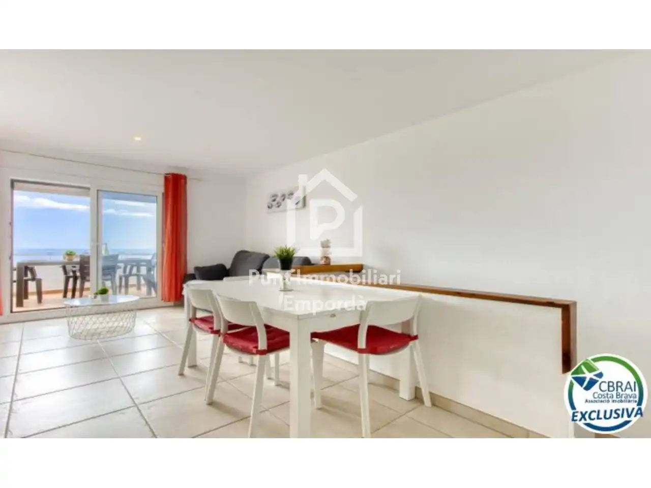 Menjador de Apartament en venda en Roses amb Aire condicionat, Calefacció i Terrassa