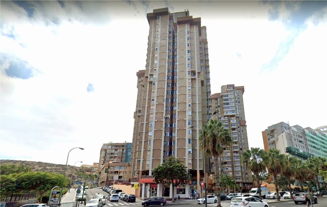 Vista exterior de Pis en venda en Las Palmas de Gran Canaria amb Balcó