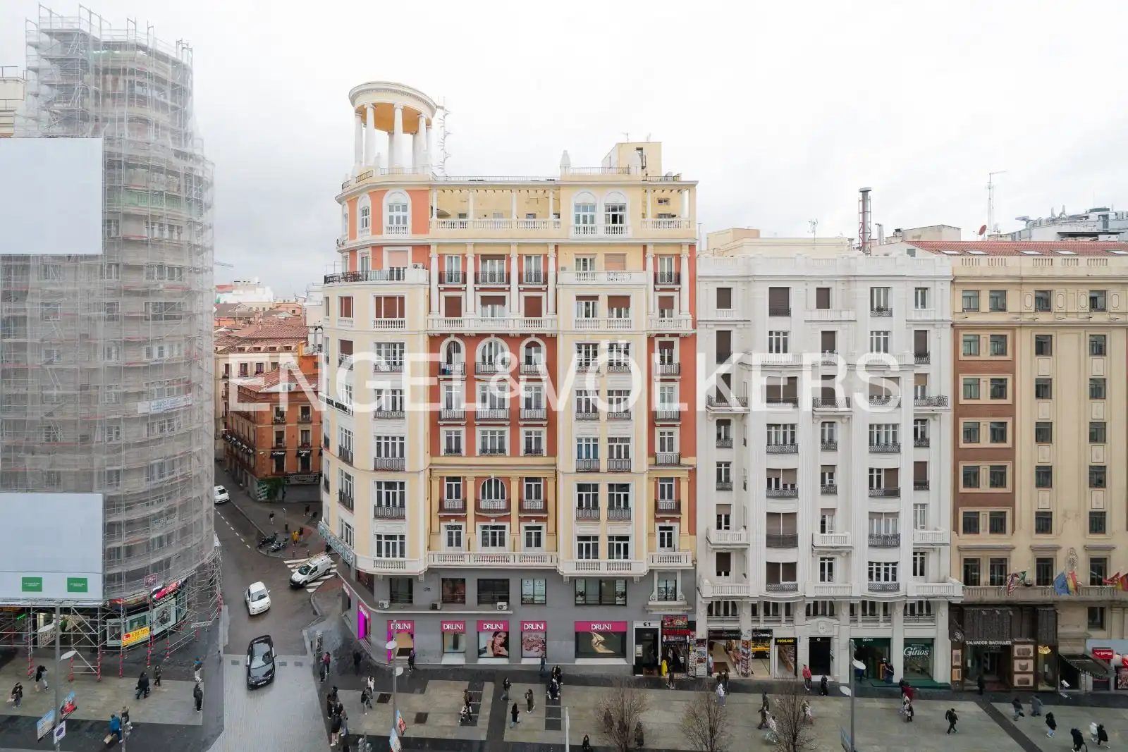 Exterior view of Flat for rent in Madrid  with Air Conditioner, Heating and Swimming Pool