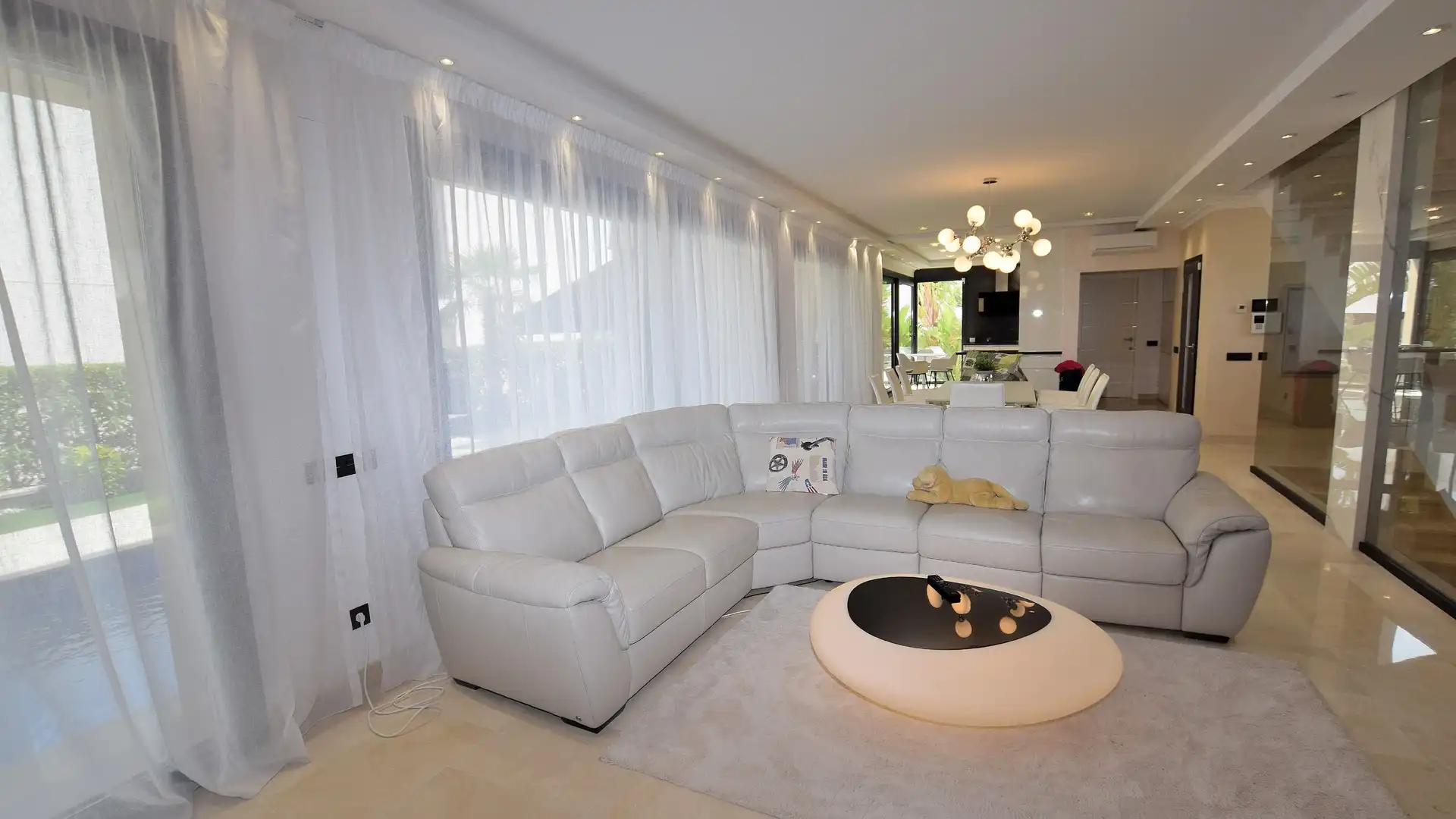 Living room of Houses for sale in Cambrils  with Air Conditioner, Private garden and Parquet flooring