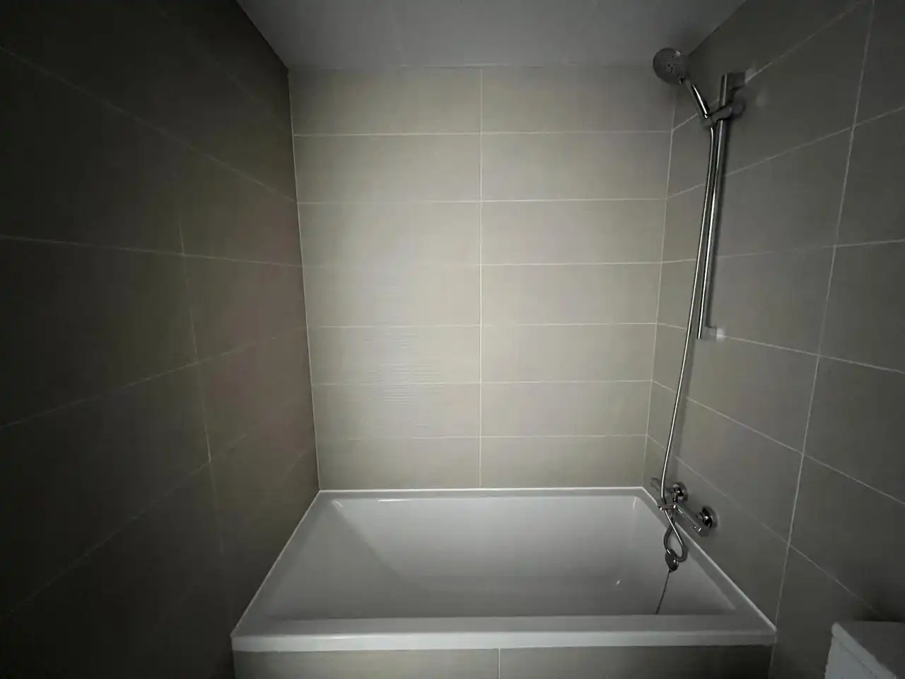 Bany de Pis en venda en Zaragoza amb Aire condicionat, Calefacció i Terrassa