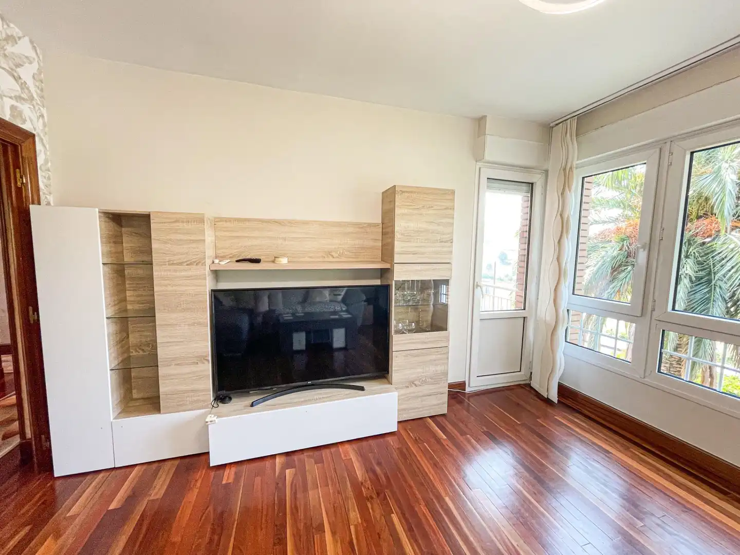 Living room of Houses for sale in Abanto y Ciérvana-Abanto Zierbena  with Heating, Private garden and Storage room