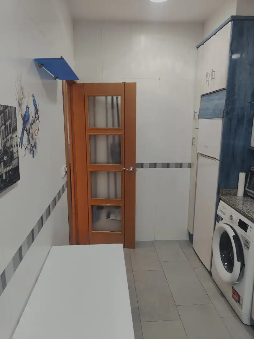 Bany de Apartament de lloguer en Zaragoza amb Calefacció, Parquet i Moblat