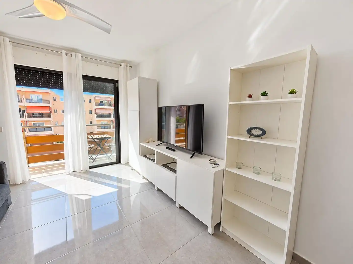 Mini appartamento con terrazza in vendita a VALLE DEL MENENDEZ 8, imagen 5