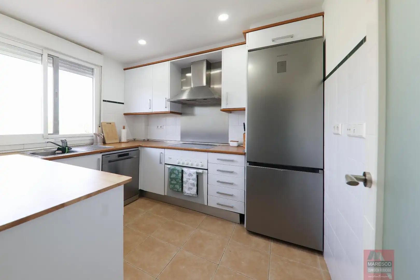 Küche von Einfamilien-Reihenhaus zum Verkauf in Mijas mit Klimaanlage, Terrasse und Abstellraum