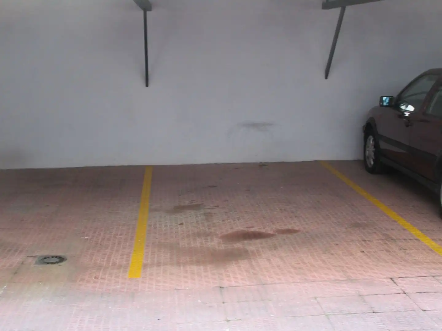 Parking of Garage for rent in Madrid