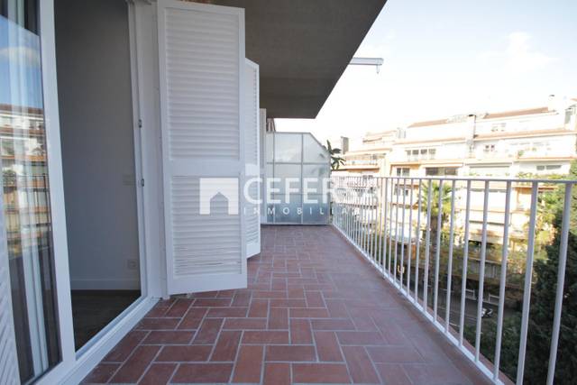 Piso en Alquiler en Carrer de Ravella en Sant Gervasi- Galvany