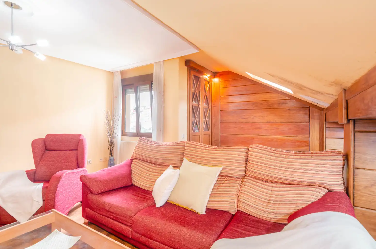Living room of Flat for sale in Tineo  with Heating, Parquet flooring and Furnished