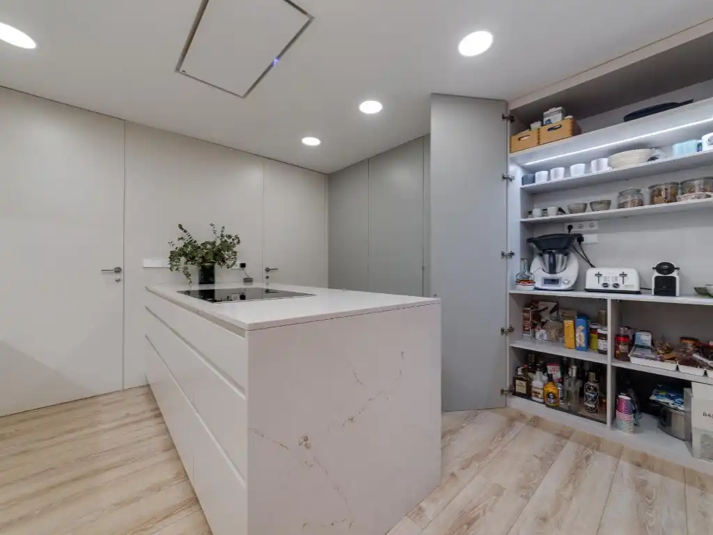 Apartament amb jardí en venda a Calle Caballero Rodas, imagen 16