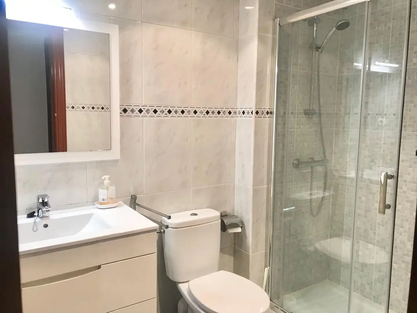 Appartamento con piscina in vendita a Ris, imagen 5