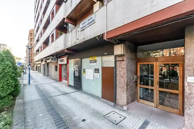 Local comercial en venda a Avenida de Navarra 71, imagen 11