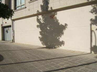 Local comercial de lloguer a Rúa Fermín Bouza Brey 10