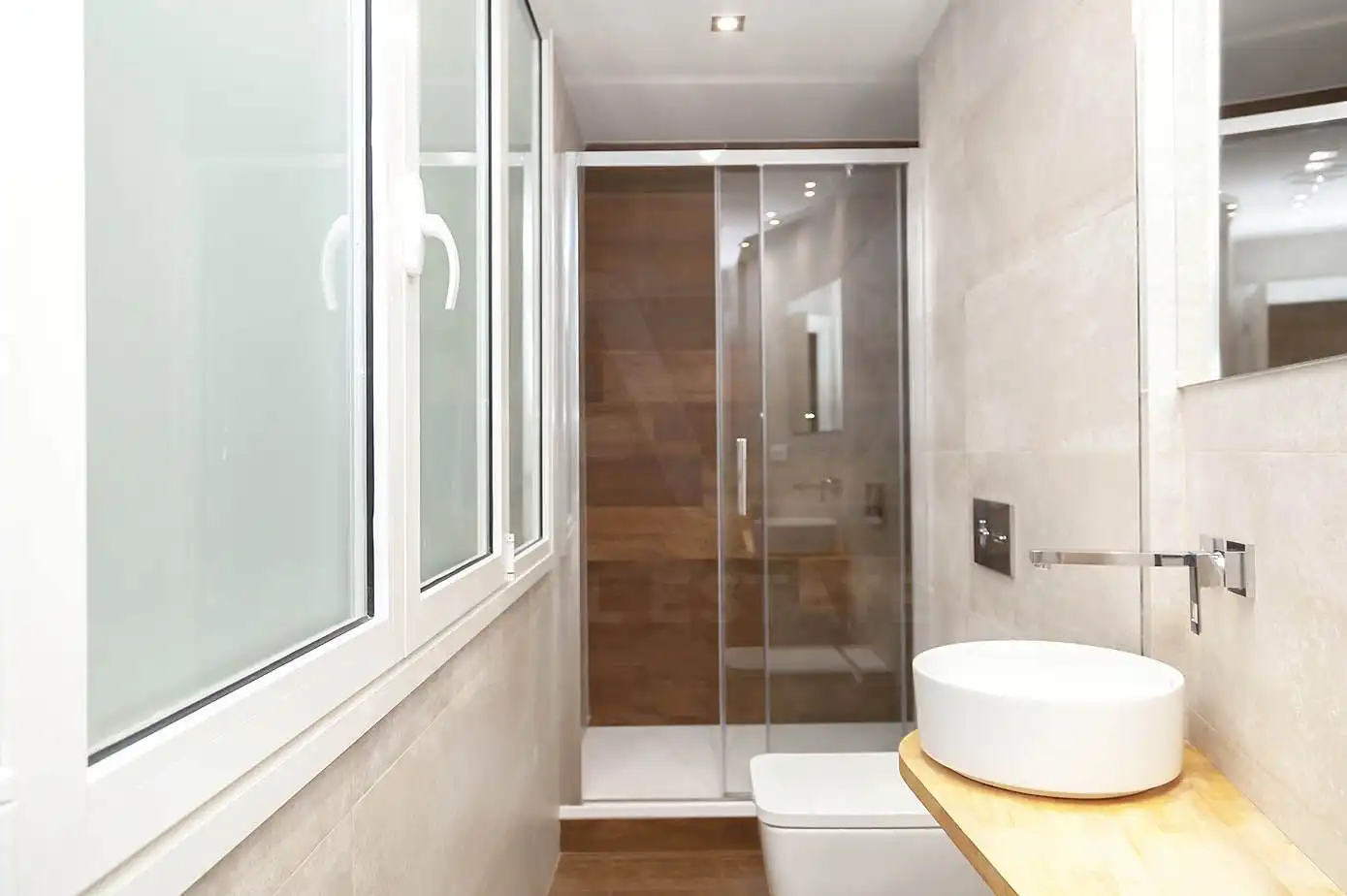 Badezimmer von Wohnung zur Miete in Sarrià - Sant Gervasi