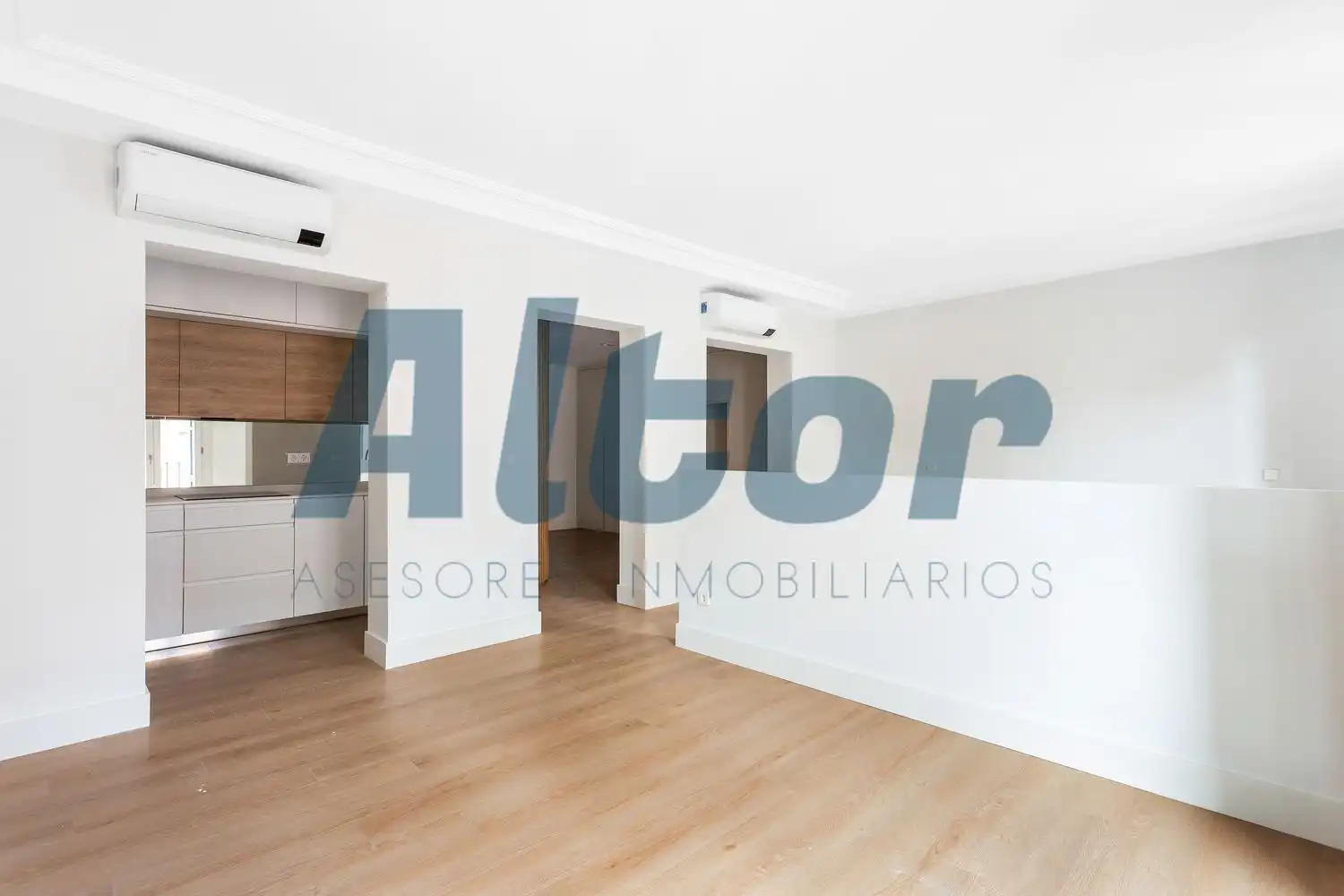 Flat with lift for sale in DE PEREZ GALDOS, imagen 41