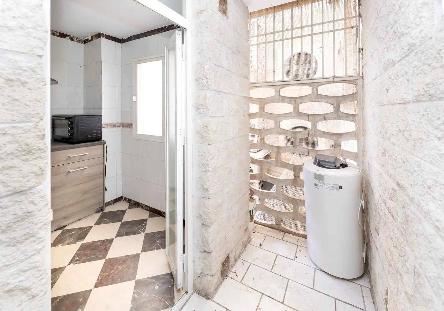 Cocina de Piso en venta en Cenes de la Vega con Aire acondicionado y Balcón
