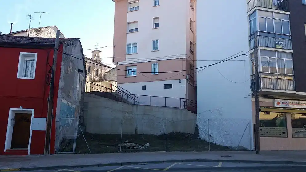 Terreni e lotti in vendita a Avda del Ejército, imagen 6