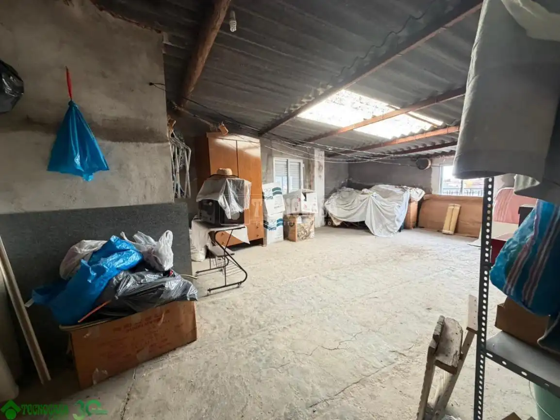 Casa adosada en venta en Santa Cruz de la Zarza con Calefacción, Terraza y Amueblado