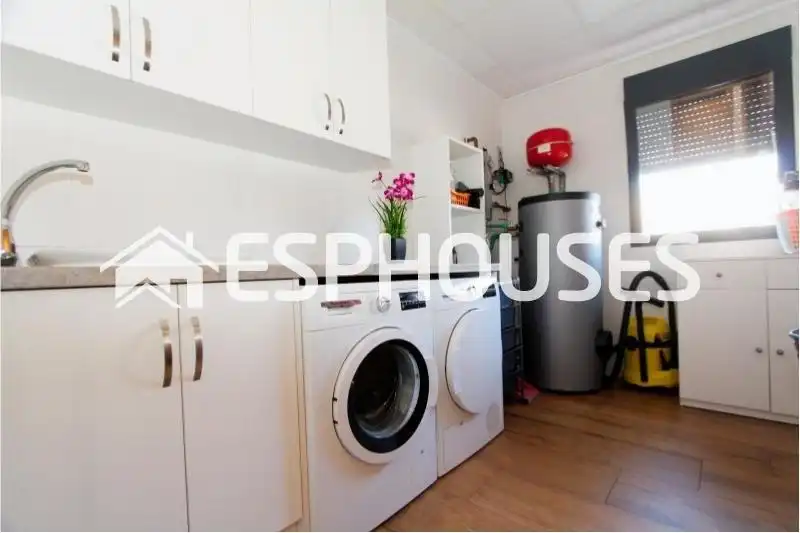 Cocina de Casa o chalet en venta en Daya Nueva con Aire acondicionado, Calefacción y Terraza