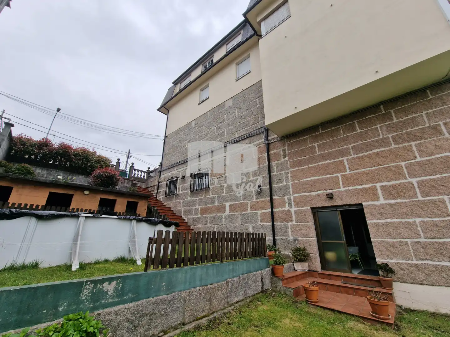 Außenansicht von Gebäude zum Verkauf in Vigo 