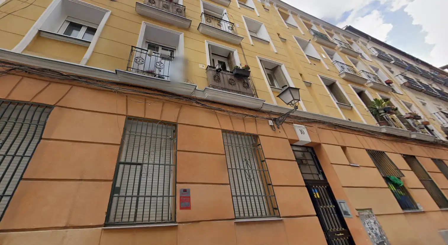 Vista exterior de Casa o chalet en venta en Madrid