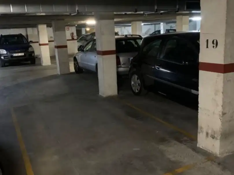 Einzelparkplatz zum Verkauf in Mendez Nuñez 59
