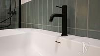 Bathroom of Flat for sale in  Madrid Capital  with Air Conditioner, Heating and Furnished