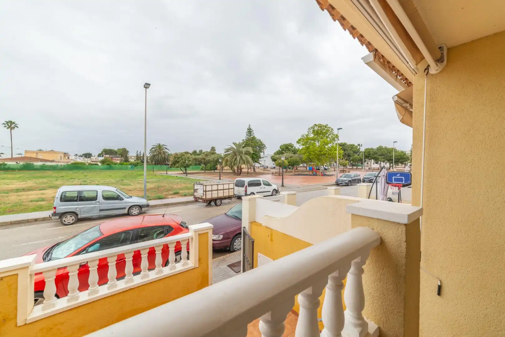 Vista exterior de Casa adosada en venta en San Pedro del Pinatar con Aire acondicionado, Terraza y Trastero