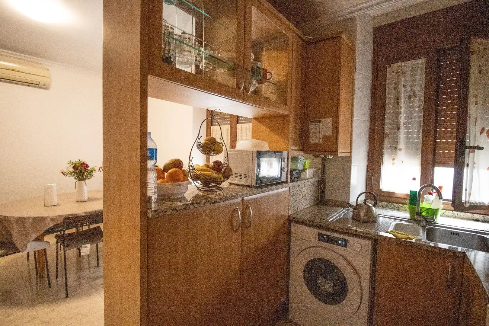 Kitchen of Houses for sale in Figueres  with Air Conditioner, Heating and Terrace
