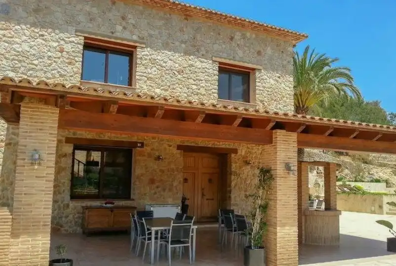 Villa con giardino in vendita a Centro, imagen 2