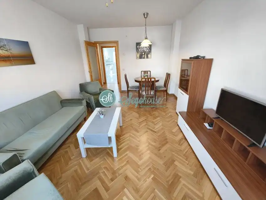 Wohnzimmer von Wohnung zur Miete in Segovia mit Heizung, Parkett und Terrasse