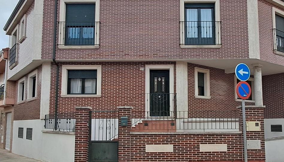 Foto 1 de Casa o xalet en venda a Calle Clavel, Las Flores, Valladolid