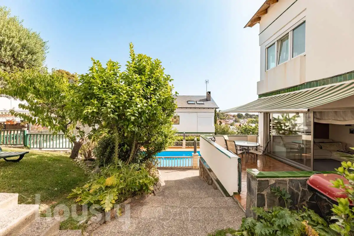 Adosado con piscina en venta en Avenida 315 ., imagen 38