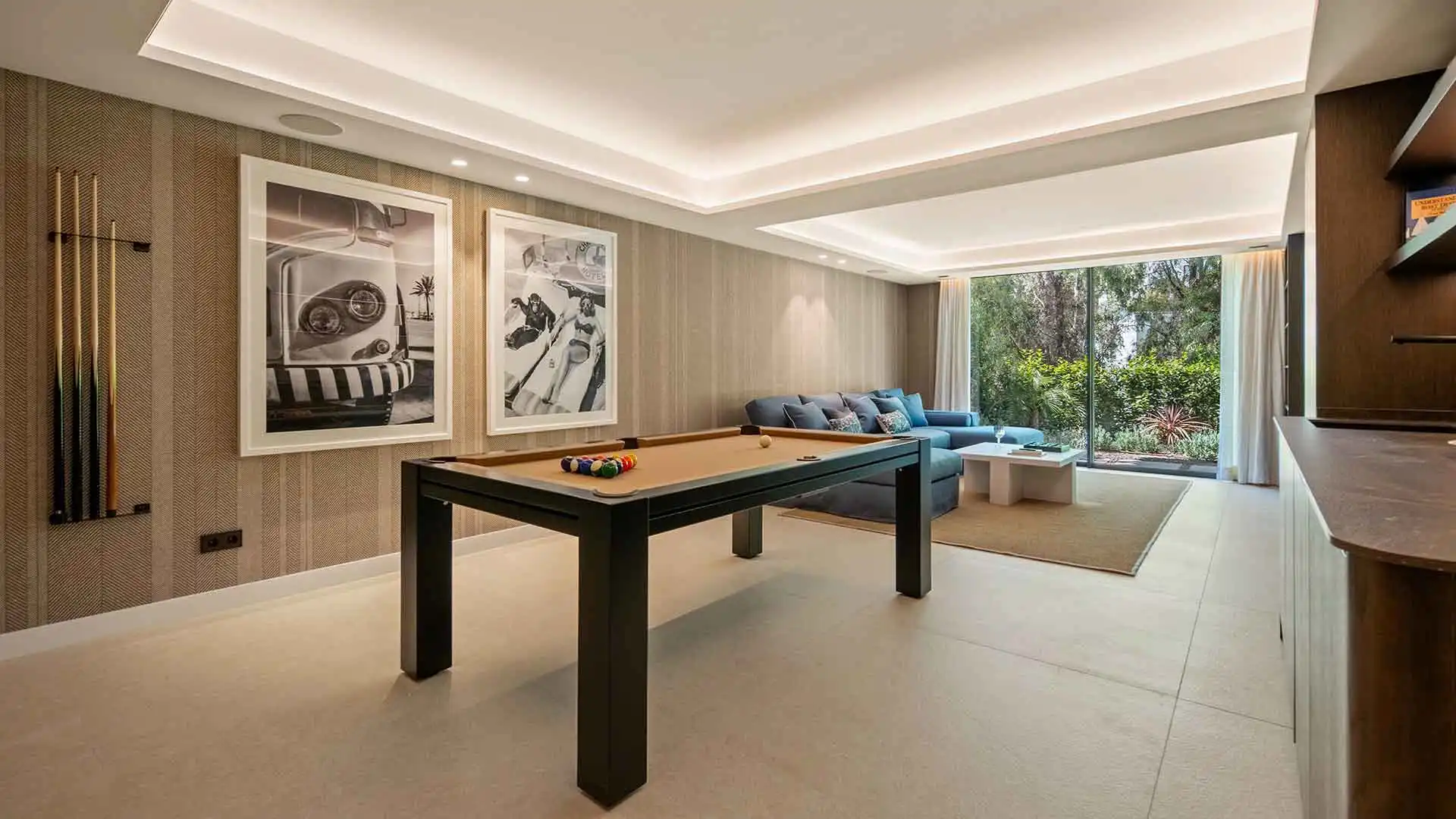 Sala d'estar de Casa o xalet en venda en Benahavís amb Aire condicionat, Jardí privat i Terrassa